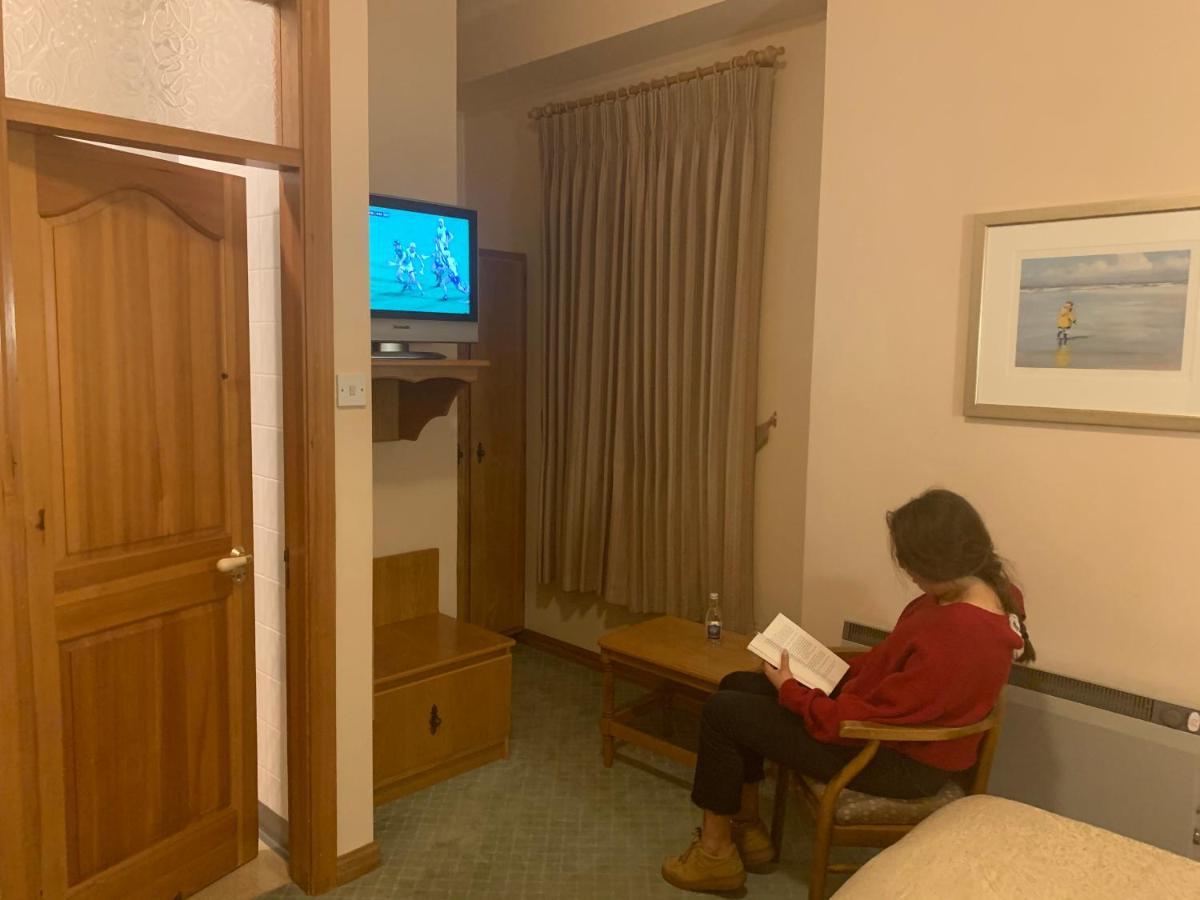 Rathbaun Hotel Лисдунварна Экстерьер фото